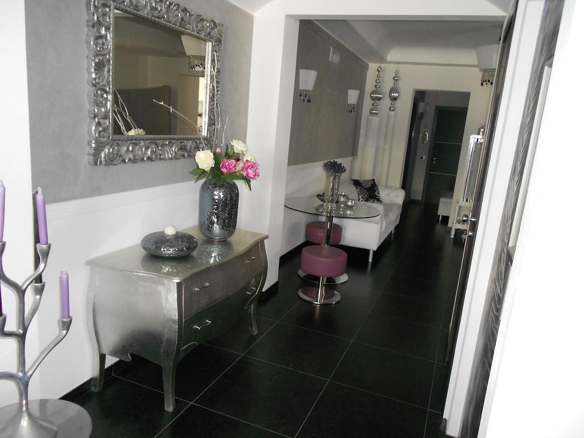 Residence Hotel Le Viole Rimini Eksteriør bilde