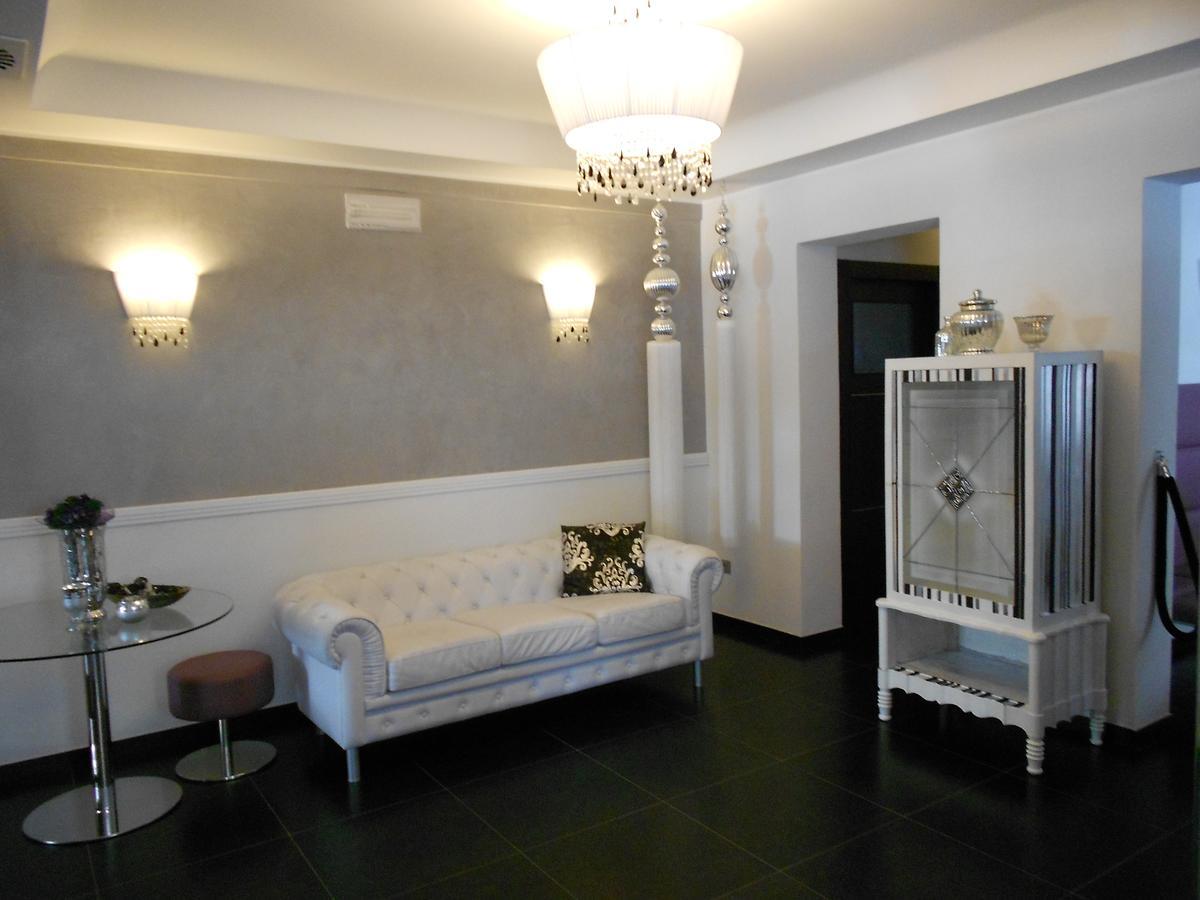 Residence Hotel Le Viole Rimini Eksteriør bilde