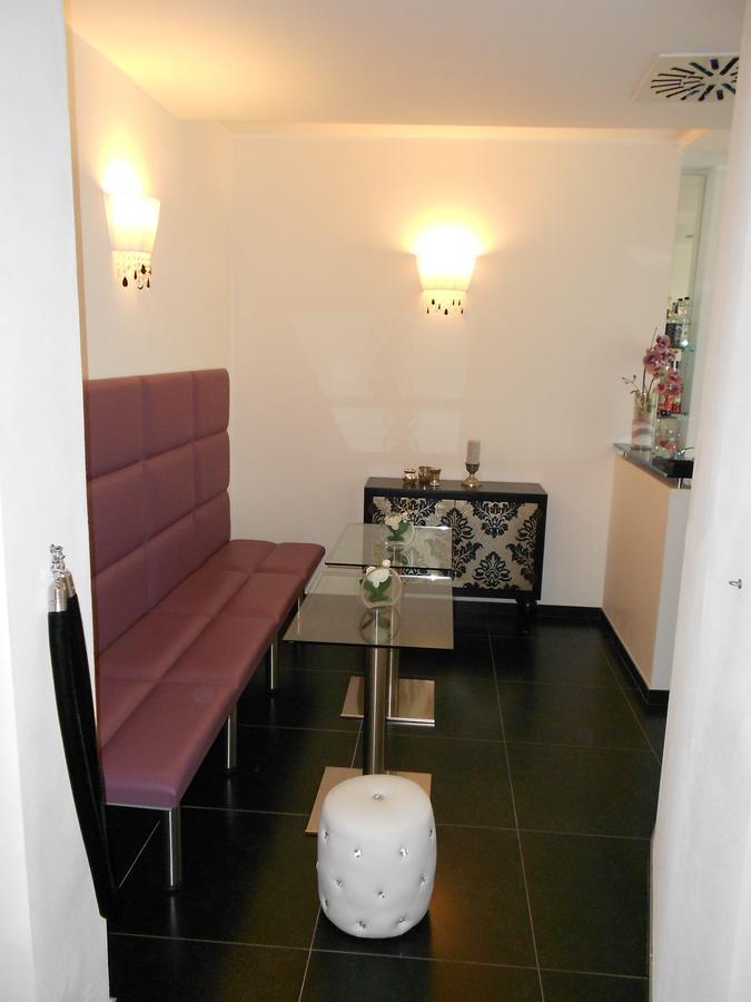 Residence Hotel Le Viole Rimini Eksteriør bilde